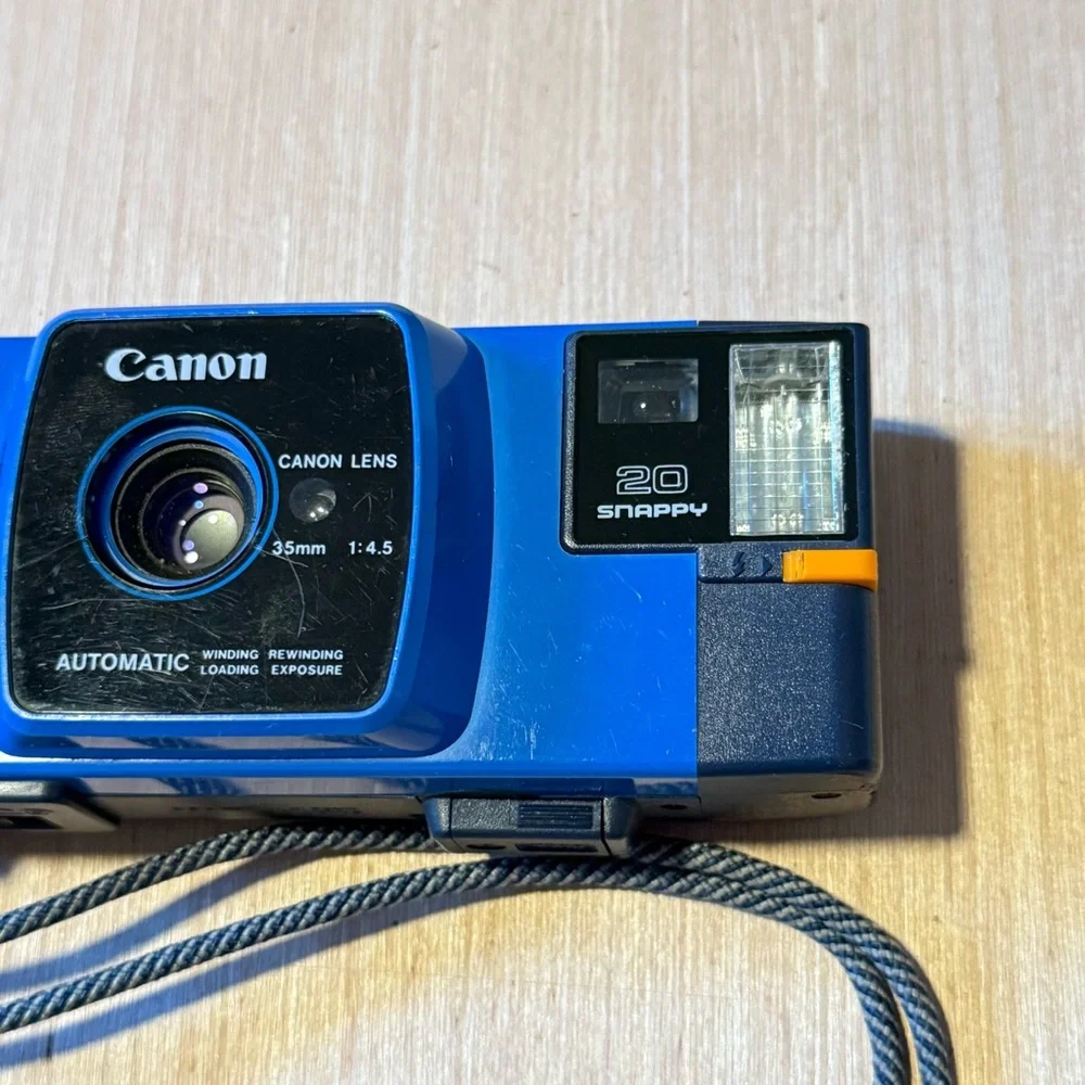 Canon Snappy 20 BLUE 35mm 1:4.5 Point & Shoot Film Camera Broken “Parts/Repair”